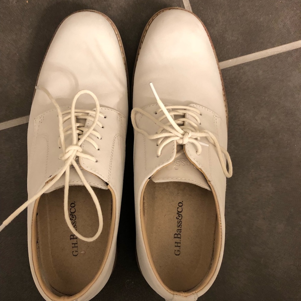 White Bucks